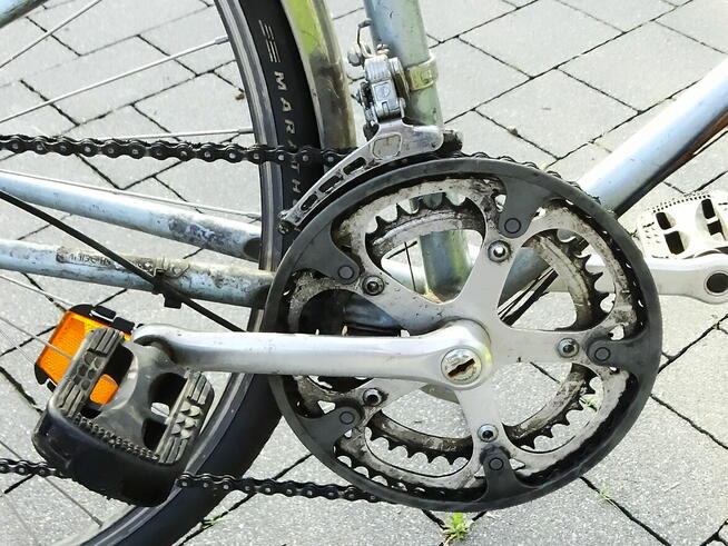 Francuski zabytkowy rower miejski Motobecane rama 22 koła 2