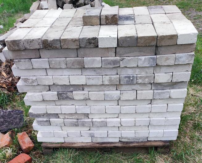 Sprzedam białą cegłę bardzo dobry stan