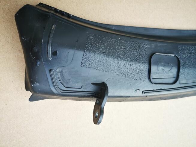 Ślizg osłona lampy prawy tył Chevrolet Malibu IV 2012-2017