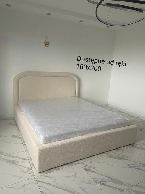 Łóżka tapicerowane - producent