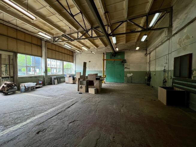 Hala produkcyjna (magazynowa) 216 mkw.