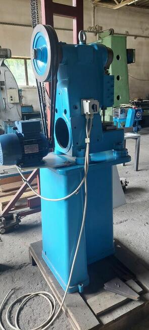 Prasa mimośrodowa 2,5T