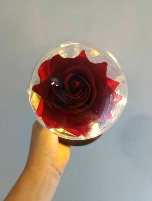Róża w szkle- świecąca