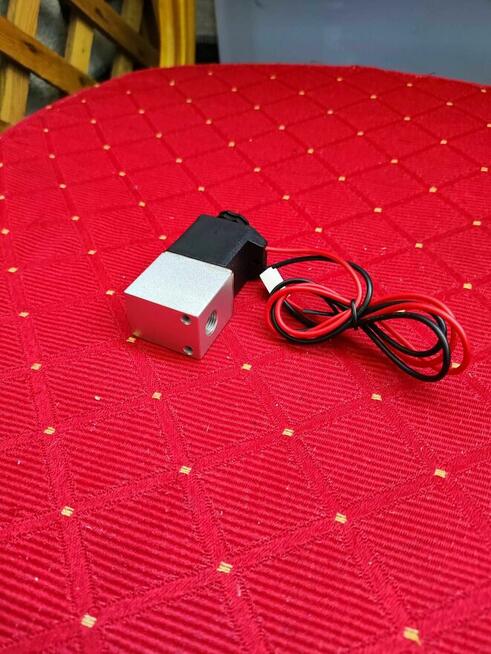 Zawór elektromagnetyczny 2V025-06 powietrza Ergaoboy DC24V
