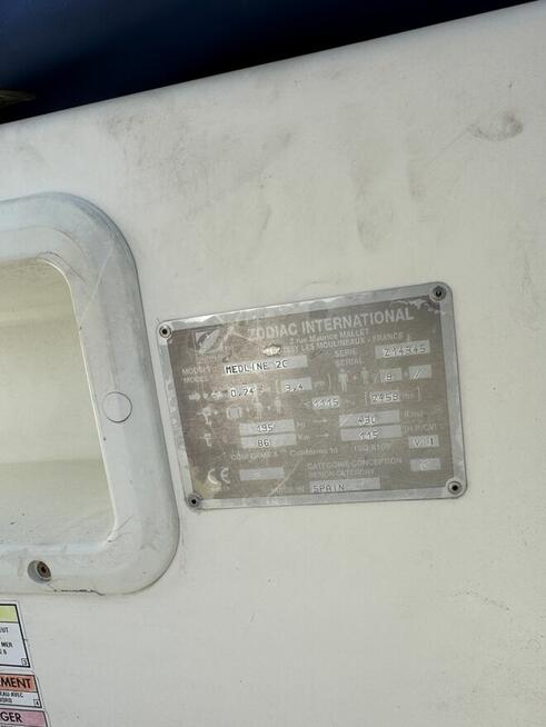 RIB Zodiac 550, Evinrude 90 + przyczepa