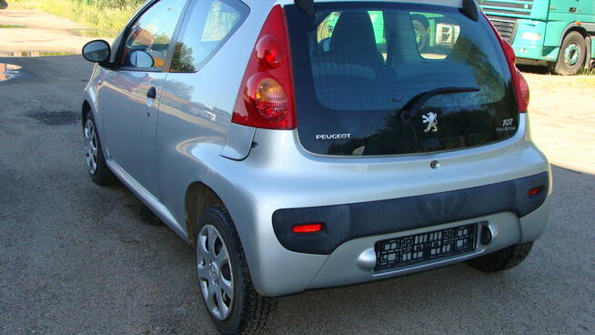peugeot 107 1,0 benzyna