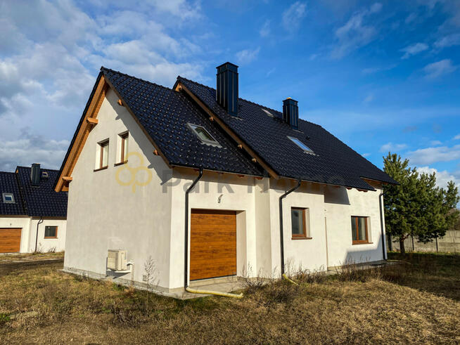 Dom Szczaniec, Adama Asnyka