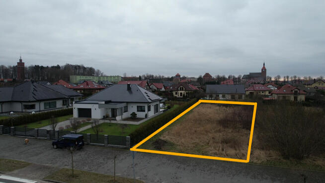 Darłowo. Zu verkaufen ein großes Baugrundstück.