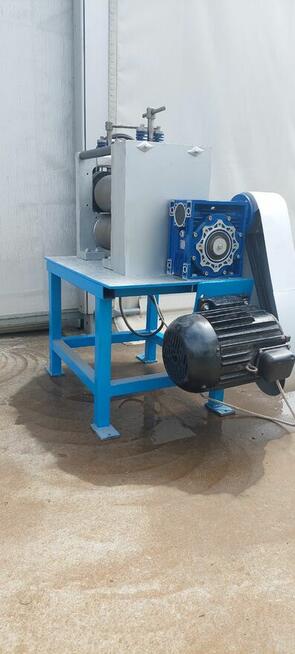 Zestaw maszyn do produkcji siatki cięto-ciągnionej