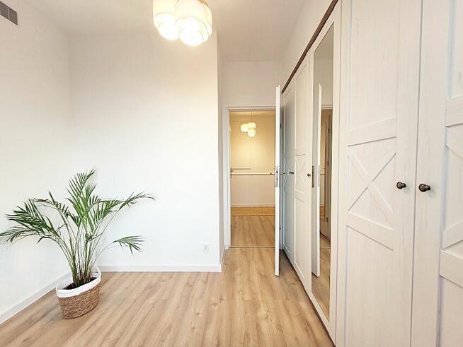 NOWA HUTA 2 POK. MIESZKANIE Z BALKONEM