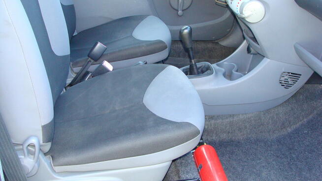 peugeot 107 1,0 benzyna