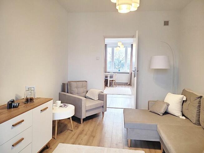 NOWA HUTA 2 POK. MIESZKANIE Z BALKONEM