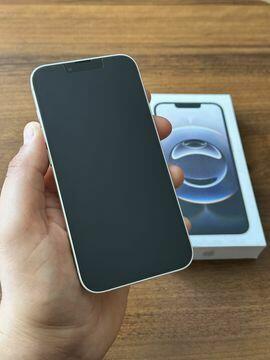 Nowy iPhone 16e
