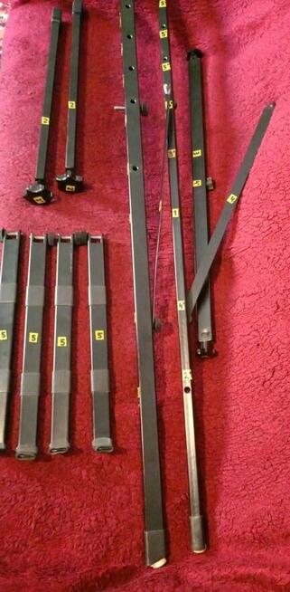 Statyw na dwa keyboardy