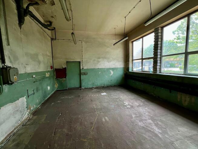 Hala produkcyjna (magazynowa) 216 mkw.