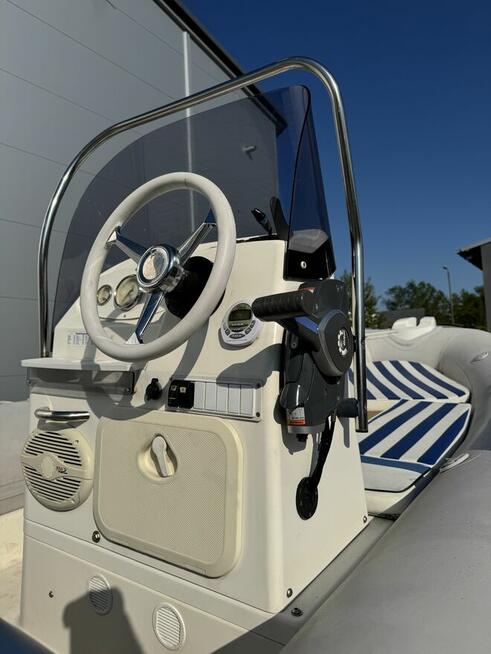 RIB Zodiac 550, Evinrude 90 + przyczepa