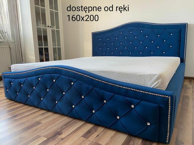 Łóżka tapicerowane - producent