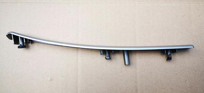 Citroen C8 listwa ozdobna prawych przednich drzwi A1047703