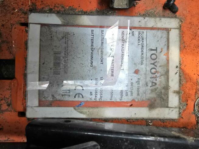 TOYOTA RRE160HE rok 2018 podnoszenie 9,5 m Ładny