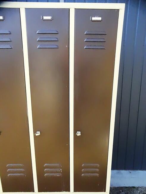 Szafa Metalowa z półkami na nogach 190x120x50 cm