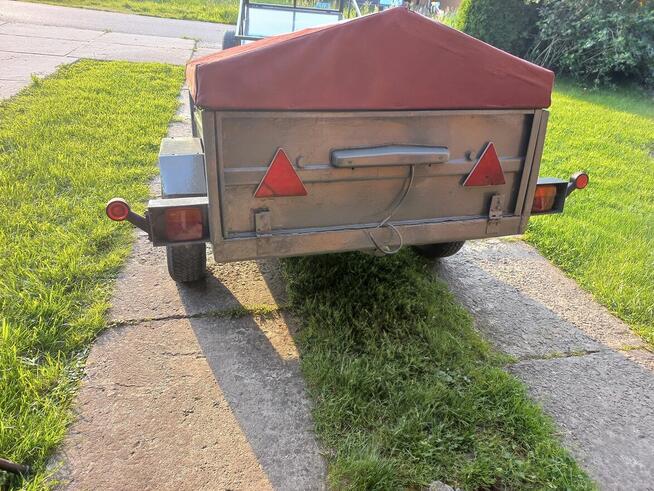 Przyczepka samochodowa