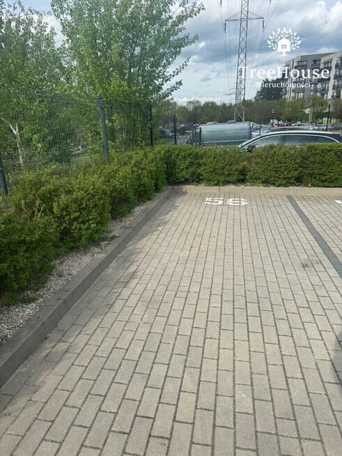 Miejsce postojowe na zamkniętym osiedlu