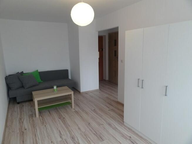 Wynajmę jasną kawalerkę w Centrum, Cieszyńska 23