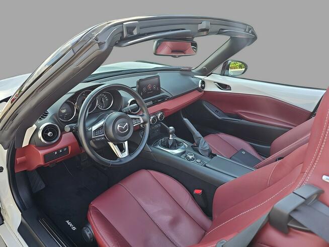 Salon Polska, Serwis ASO, Wersja "100" - Jubileusz, Mazda Grupa Wróbel