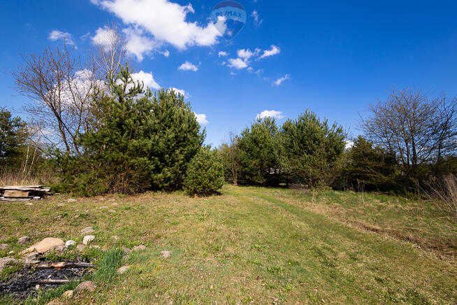 w stanie deweloperskim, na działce o pow. 3 490 m2