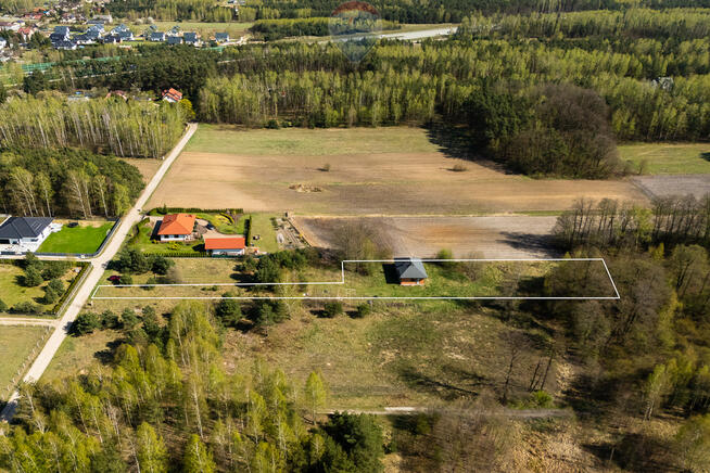 w stanie deweloperskim, na działce o pow. 3 490 m2