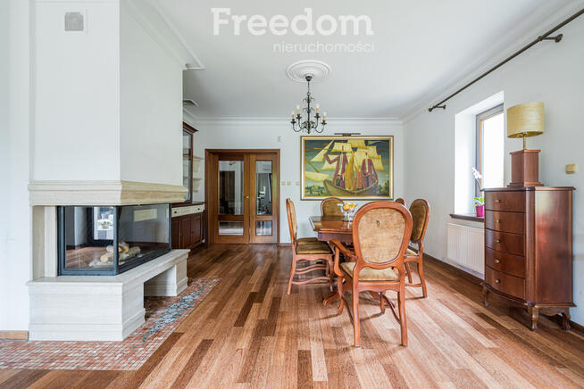 Letnia Rezydencja Szlachetnego Spokoju Kampinos