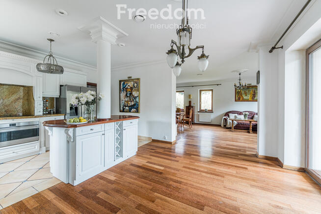 Letnia Rezydencja Szlachetnego Spokoju Kampinos