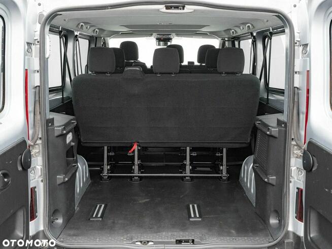 Oferujemy do wynajęcia komfortowego i przestronnego BUSA