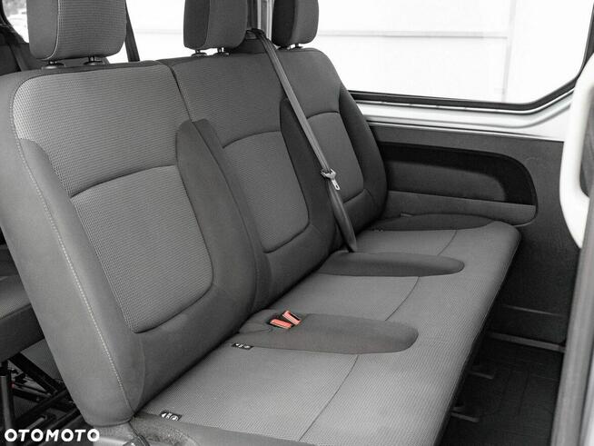 Oferujemy do wynajęcia komfortowego i przestronnego BUSA