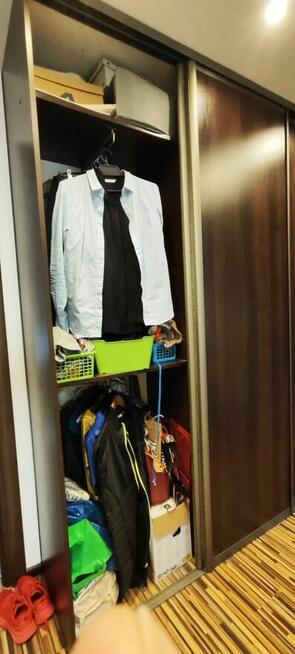 sprzedam szafę przesuwną