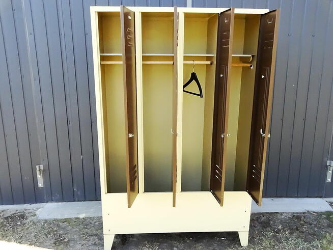 Szafa Metalowa z półkami na nogach 190x120x50 cm