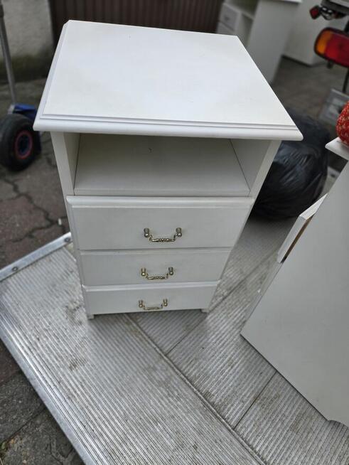 Szafki nocne stolik plus komoda