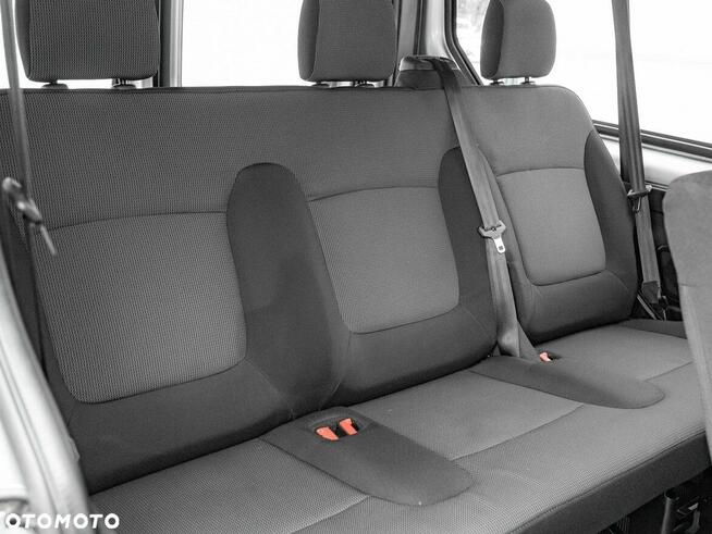 Oferujemy do wynajęcia komfortowego i przestronnego BUSA