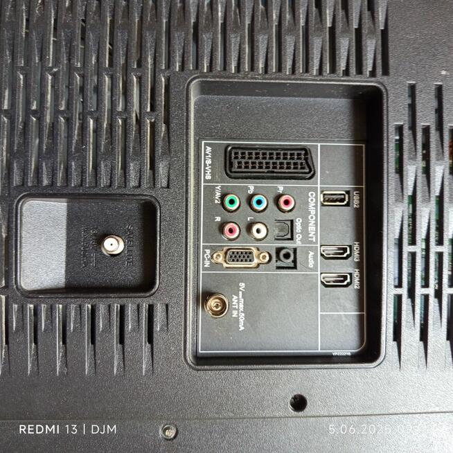 Telewizory 22 sprzedam działające brak dvbt2