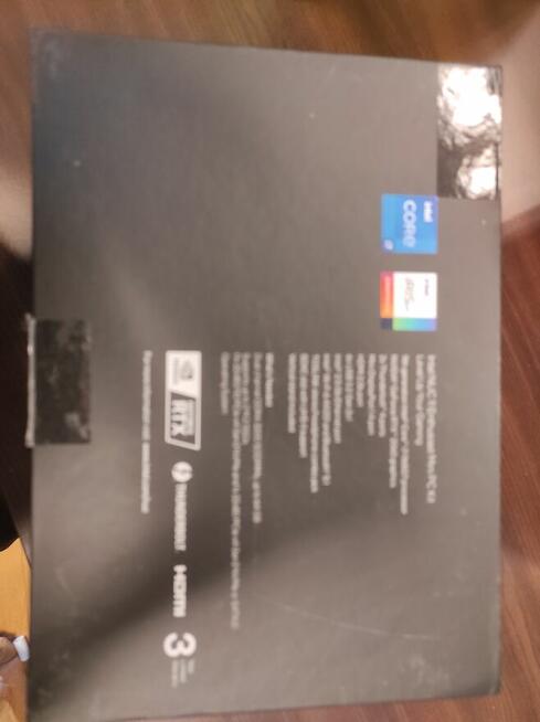 Syndyk sprzeda komputer Intel NUC mini pc kit RNUC11PHKi7c00