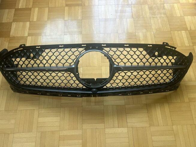 GRILL MERCEDES A W177