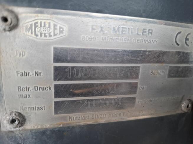 Hakowiec Renault Premium 420