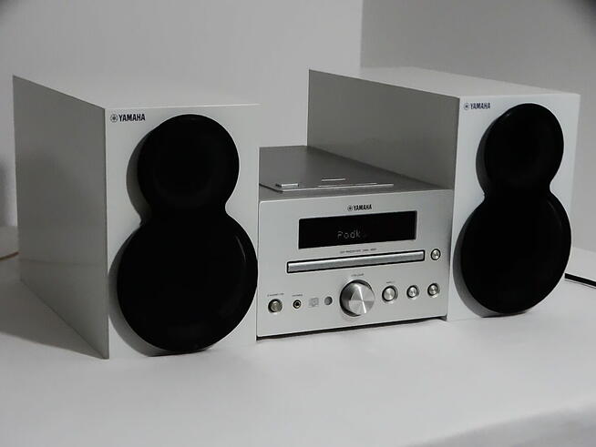 Yamaha CRX-330 kompaktowy amplituner stereo z wbudowanym odt