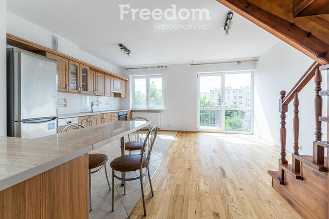 Na sprzedaż dwupoziomowa nieruchomość w Wyszkowie