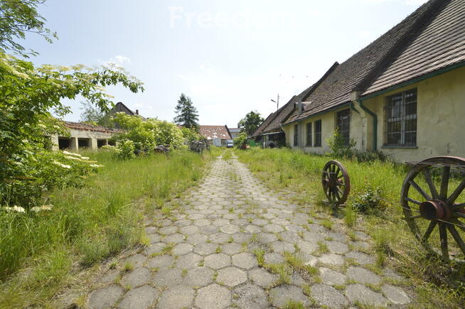 Działka usługowo-handlowa 5189 m2 centrum Wołczyna