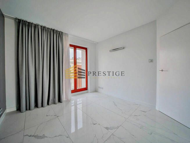 *Mokotowska*Garaż*Plac Zbawiciela*