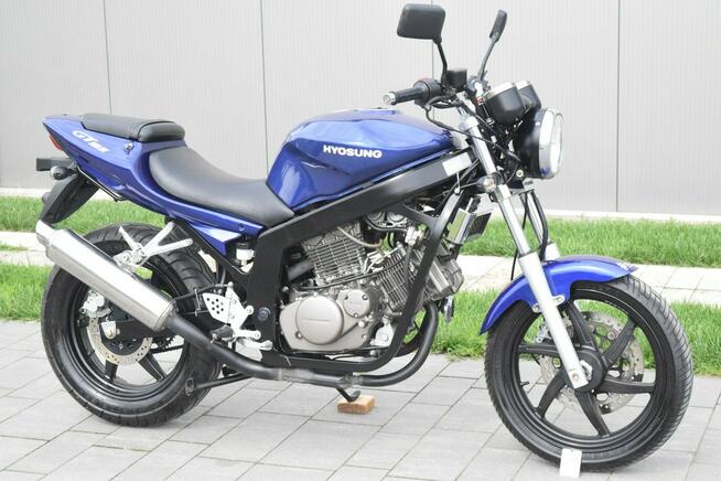 Hyosung GT 125 ładny stan, 1 ręka, książka, z niemiec na kat. B***