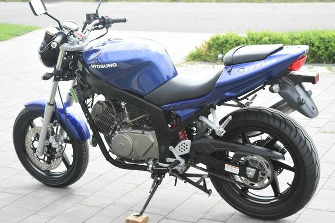 Hyosung GT 125 ładny stan, 1 ręka, książka, z niemiec na kat. B***