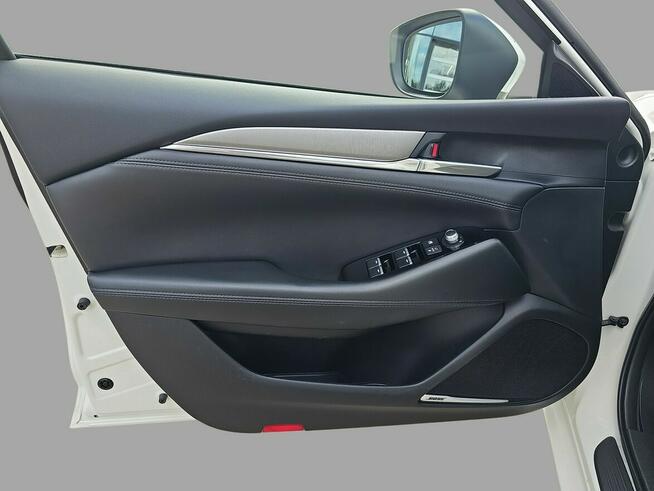 Salon Polska, Serwis ASO, Mazda Grupa Wróbel, HAK, SkyPrestige