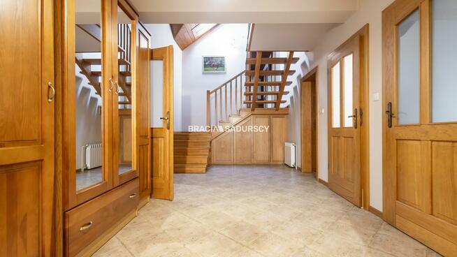 Dom Rybna gm. Czernichów, Parkowa